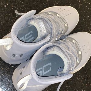 Stephan Curry Under Armour basketball shoes